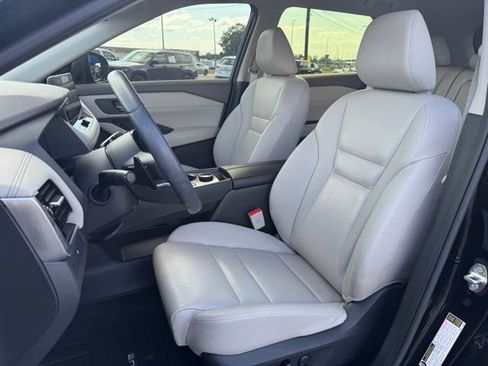 Used 2024 Nissan Rogue SL image 20