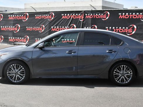 Used 2024 Kia Forte GT-Line w/ GT-Line Premium Package FWD image 4