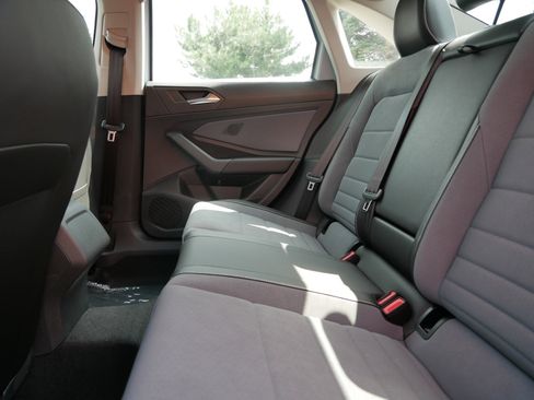 New 2025 Volkswagen Jetta SE image 5