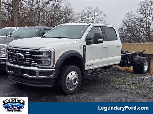 New 2026 Ford F450 Lariat image 1