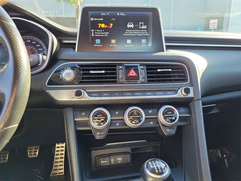 Used 2019 Genesis G70 2.0T Sport image 13