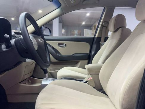Used 2009 Hyundai Elantra GLS image 11