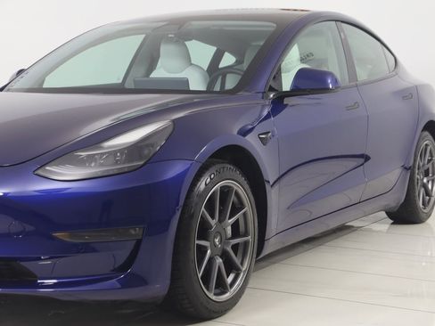 Used 2021 Tesla Model 3 Long Range image 54