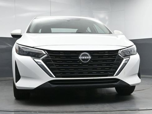 Certified 2024 Nissan Sentra SV image 20