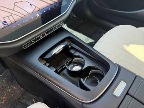 Certified 2024 Mercedes-Benz E 350 4MATIC Sedan image 21