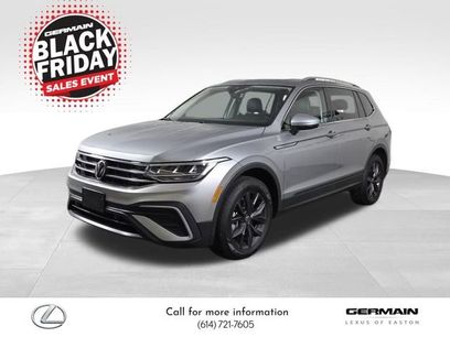 Used 2024 Volkswagen Tiguan SE w/ Panoramic Sunroof Package