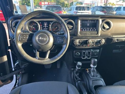 Used 2022 Jeep Wrangler Unlimited Sport AWD/4WD image 15