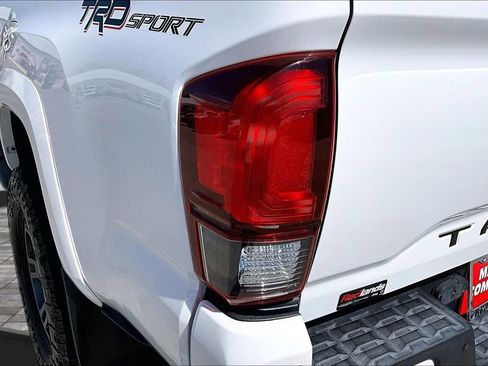 Used 2019 Toyota Tacoma TRD Sport w/ Technology Package RWD image 35