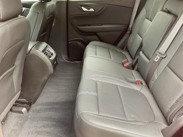 Certified 2024 Chevrolet Blazer LT w/ LPO, Floor Liner Package FWD image 27