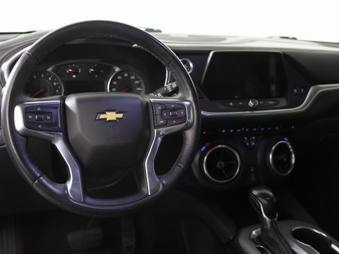 Used 2020 Chevrolet Blazer LT image 6