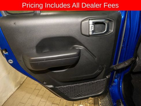 Used 2020 Jeep Wrangler Unlimited Sport S AWD/4WD image 9