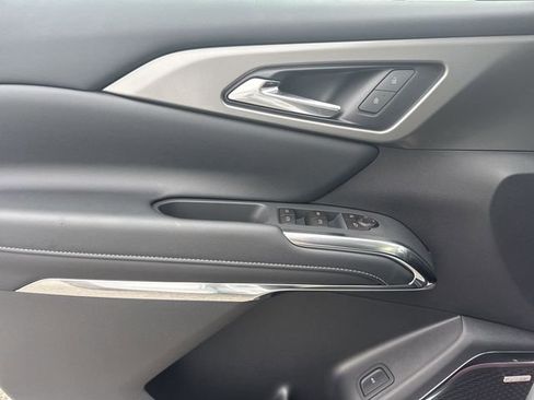 New 2026 Chevrolet Traverse LT w/ Enhanced Driving Package FWD image 24