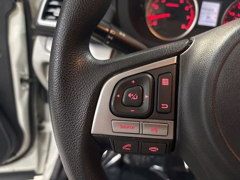 Used 2018 Subaru Forester 2.5i image 16