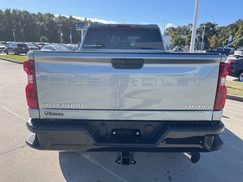 Used 2026 Chevrolet Silverado 2500 Custom w/ Custom Value Package image 7