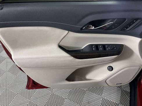 Used 2023 GMC Acadia Denali w/ Denali Ultimate Package image 22