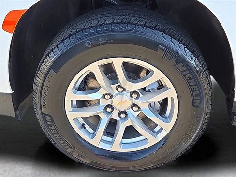 Used 2024 Chevrolet Tahoe LT image 9