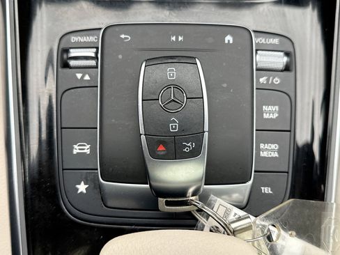 Used 2023 Mercedes-Benz GLA 250 4MATIC image 24