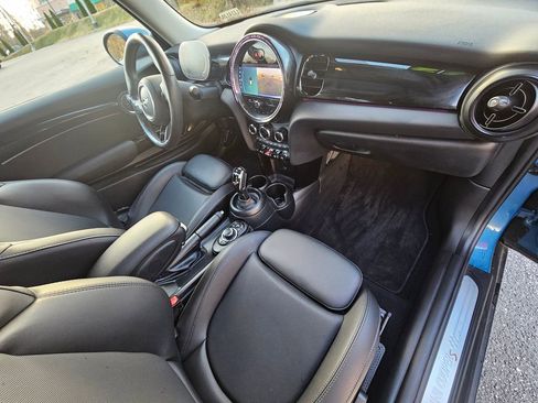 Used 2023 MINI Cooper S image 10