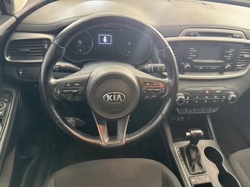 Used 2016 Kia Sorento FWD w/ LX Convenience Package image 25