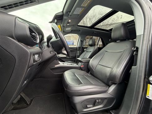 Certified 2022 Ford Explorer Limited w/ Limited Technology Package image 24