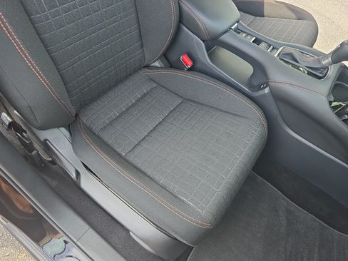 Certified 2025 Honda HR-V Sport image 10