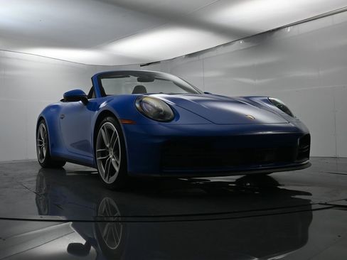 Used 2025 Porsche 911 Carrera image 59