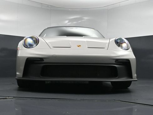 Certified 2022 Porsche 911 GT3 RWD image 30
