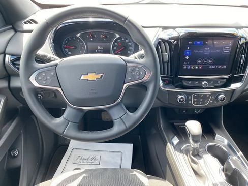 Certified 2023 Chevrolet Traverse LT AWD/4WD image 7