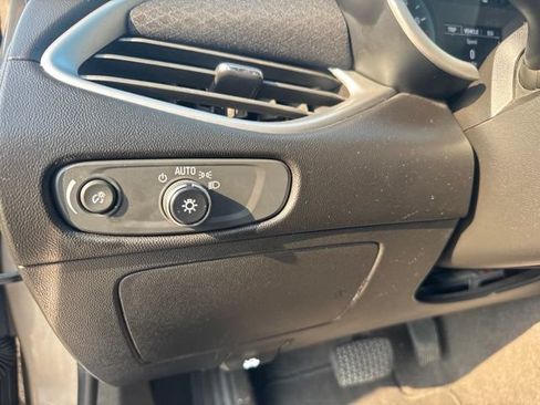 Used 2024 Chevrolet Malibu LT FWD image 20
