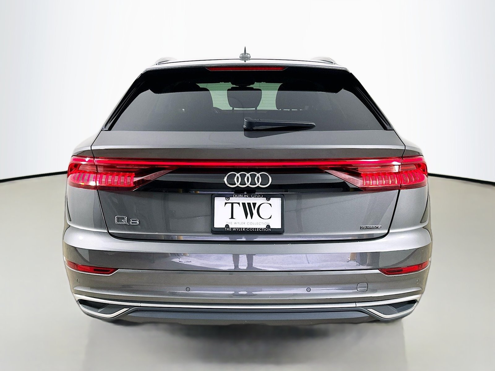 Certified 2022 Audi Q8 Premium AWD/4WD image 6