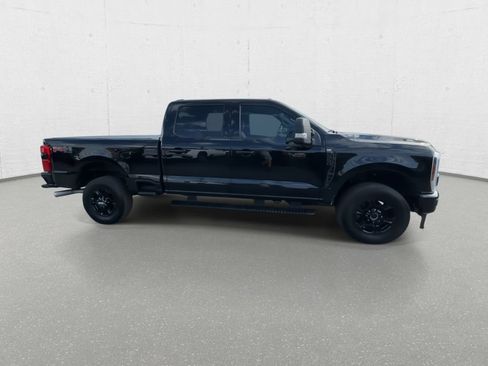 Used 2024 Ford F250 XLT w/ XLT Premium Package AWD/4WD image 4