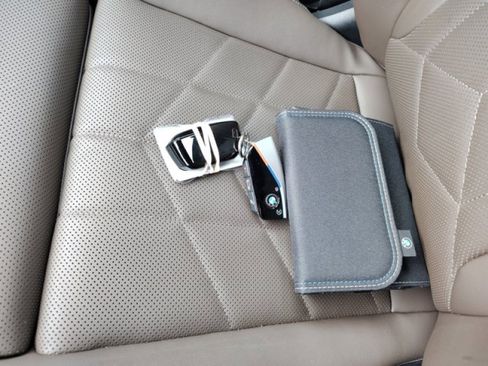 Used 2024 BMW 530i xDrive w/ M Sport Package image 23