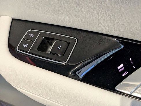 New 2026 Cadillac Vistiq Luxury image 31