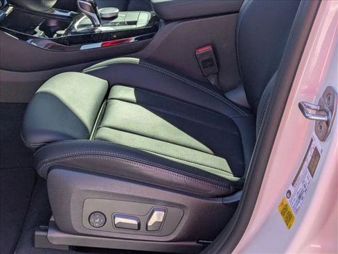 Used 2023 BMW X3 sDrive30i w/ Convenience Package image 16