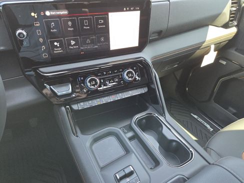 New 2026 GMC Sierra 2500 AT4 w/ AT4 Premium Plus Package image 31