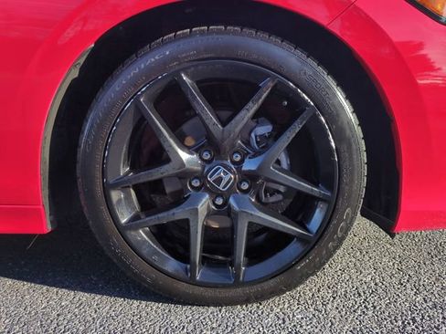 Used 2024 Honda Civic Sport image 11