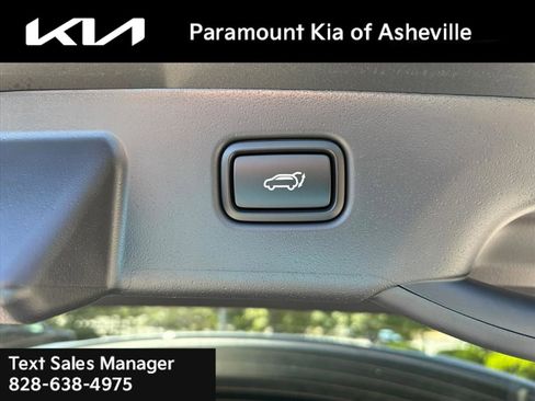 New 2025 Kia Niro SX image 28