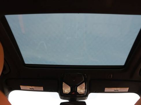 Used 2018 BMW 540i RWD image 28