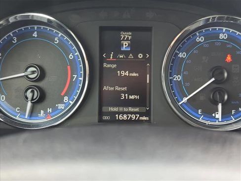 Used 2017 Toyota Corolla SE FWD image 11