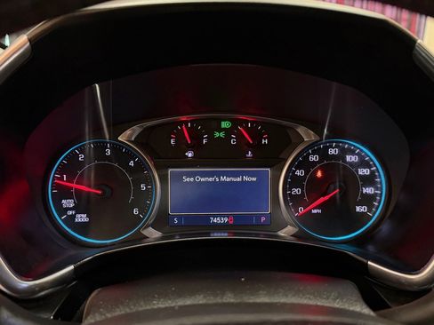 Used 2019 Chevrolet Equinox Premier FWD image 24