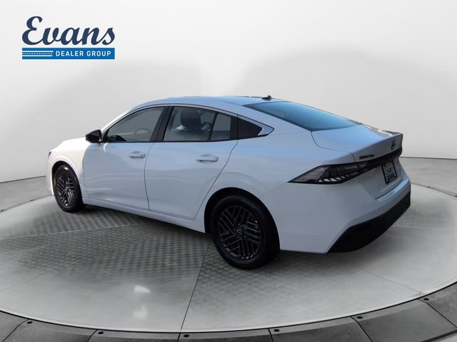 Used 2026 Nissan Sentra SV FWD image 4