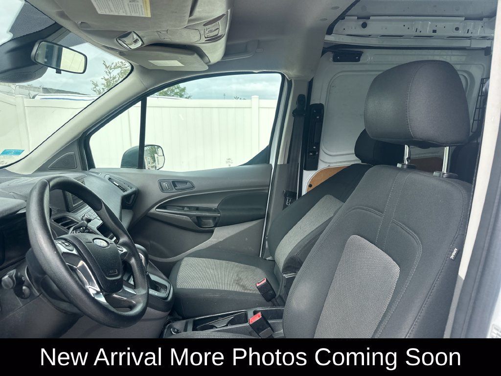 Used 2019 Ford Transit Connect XL FWD image 3