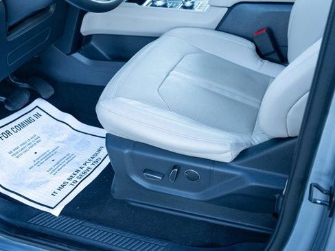 Used 2024 Ford Expedition Limited image 26