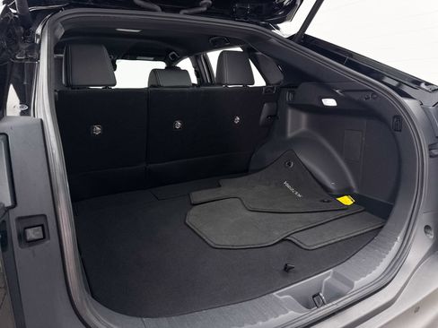 Used 2023 Subaru Solterra AWD image 31