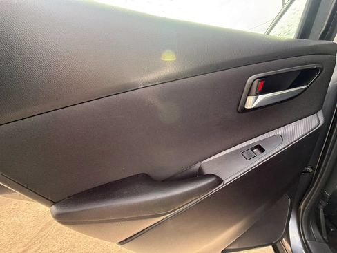 Used 2017 Toyota Yaris iA FWD image 20
