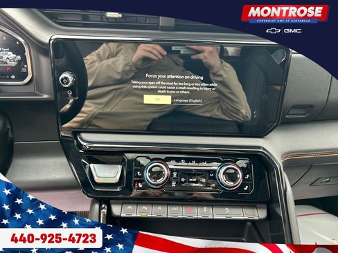 New 2026 GMC Sierra 1500 AT4 w/ AT4 Premium Package image 17