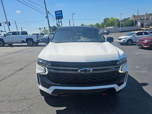Used 2022 Chevrolet Tahoe Z71 w/ Luxury Package image 3