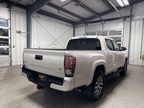Used 2023 Toyota Tacoma Limited image 21