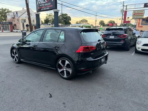 Used 2015 Volkswagen GTI S FWD image 5