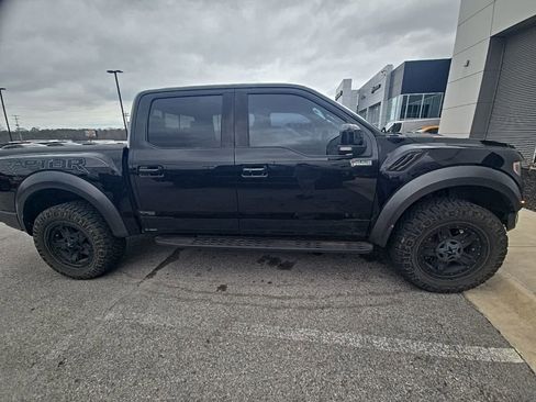 Used 2018 Ford F150 Raptor w/ Equipment Group 802A Luxury image 11